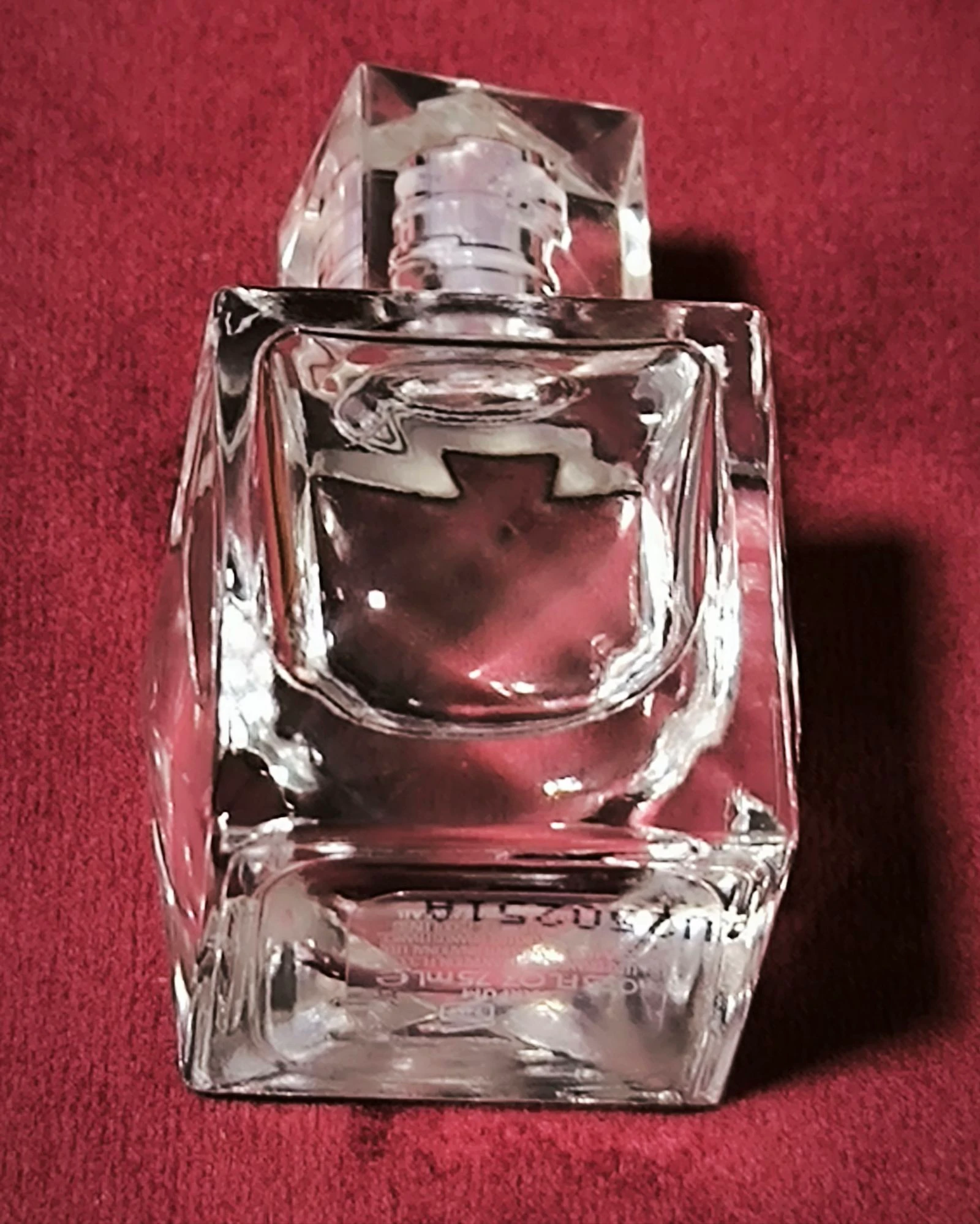 Perfume XO Khloé Kardashian – photo 5